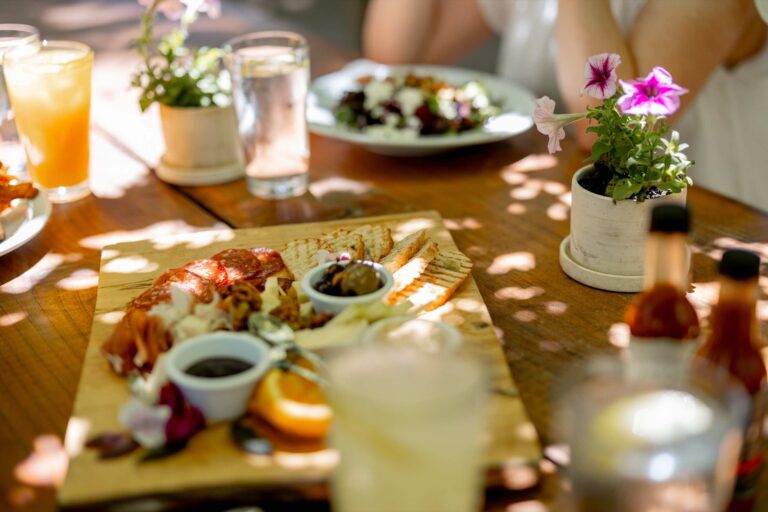 Dine & Drink